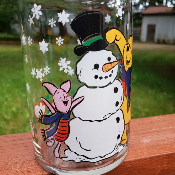 Vintage Anchor Hocking Winnie The Pooh & Piglet WINTER THEMED Glass Jar With Lid - Picture 9 of 16